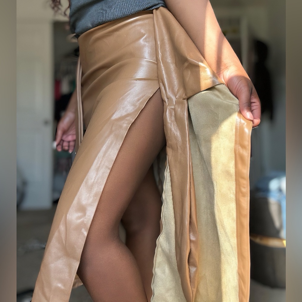 Forever 21 Elegant leather maxi skirt